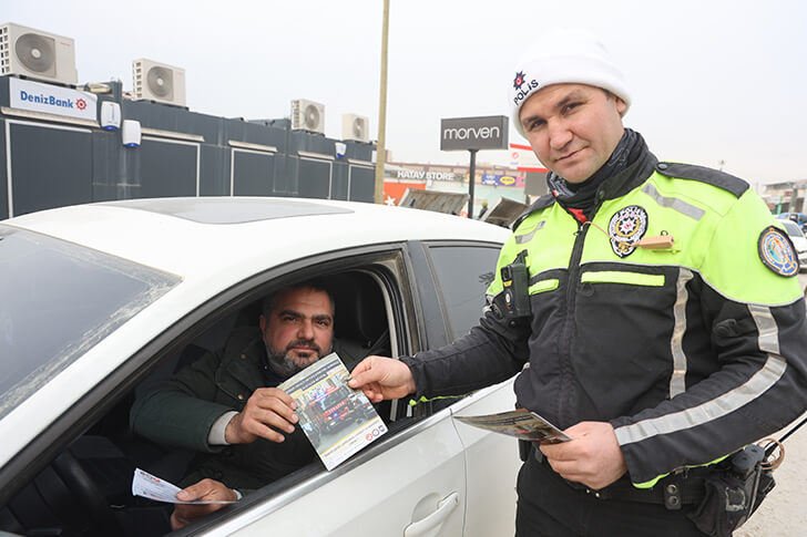 Hatay’da Hatalı Parka Karşı Broşürlü Uyarı!