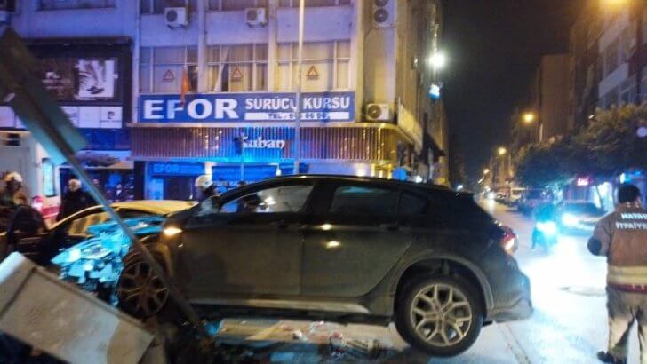 İskenderun’da Trafik Kazası: 2 Yaralı