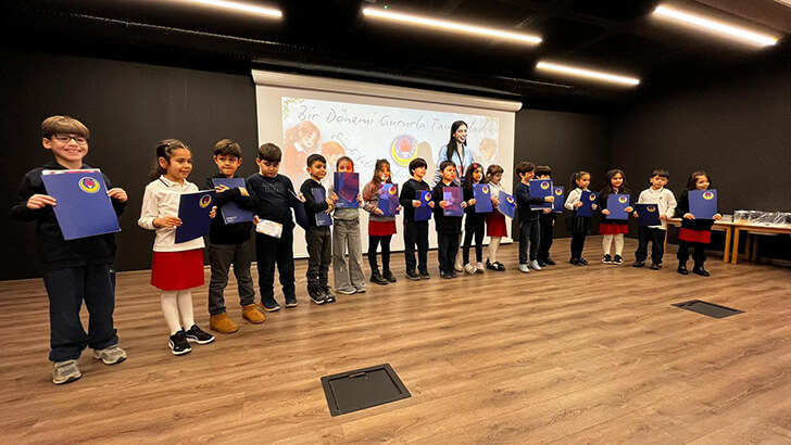 Ted İskenderun Koleji’nde İlk Karne Heyecanı