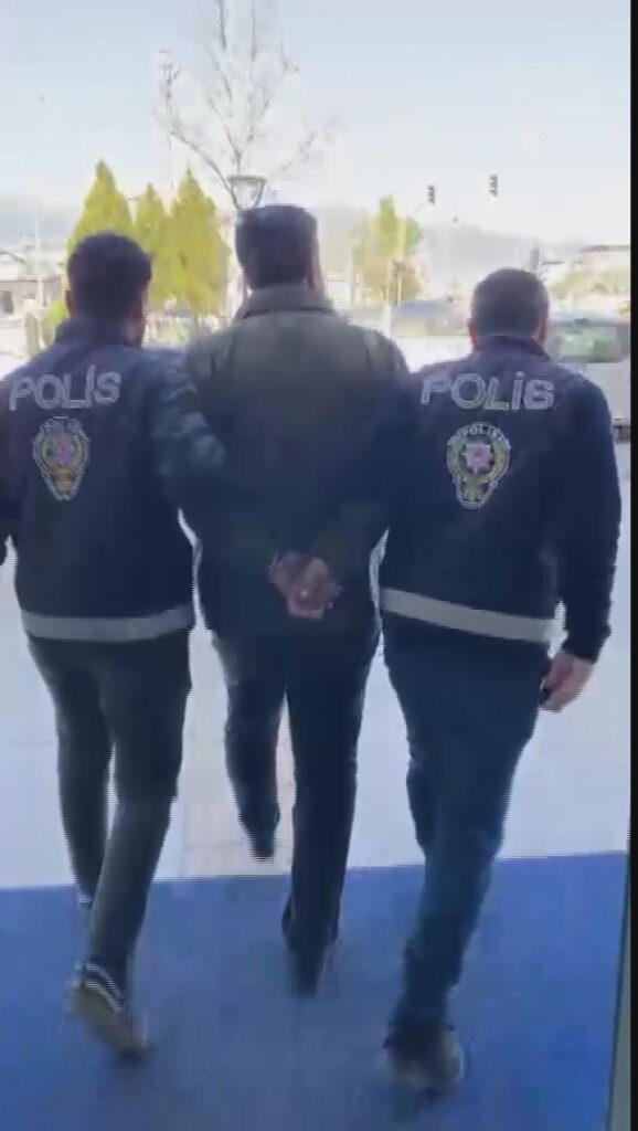 Kırıkhan’da Kanlı Saldırı: Fail Silahla Yakalandı!