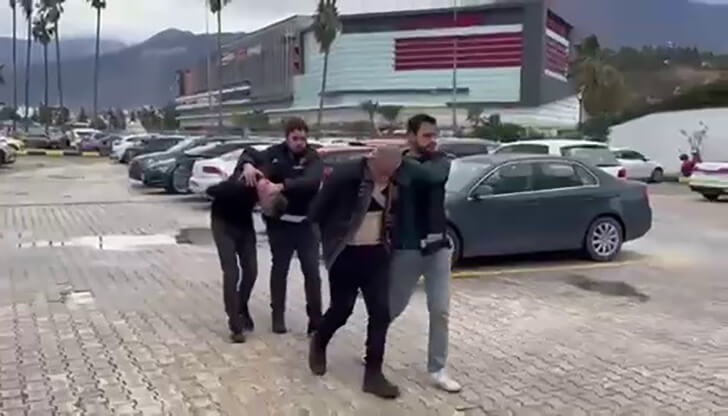 Hatay’da Polisi Darp Eden Şahıslardan Biri Tutuklandı!