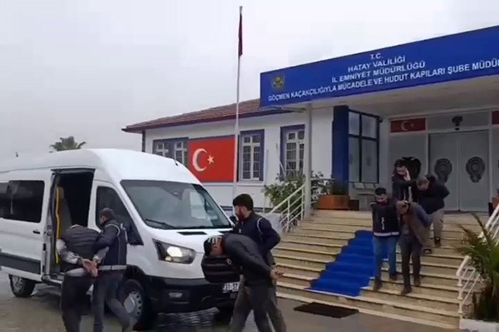 Antakya-Belen Yolunda Kaçak Göçmen Baskını!