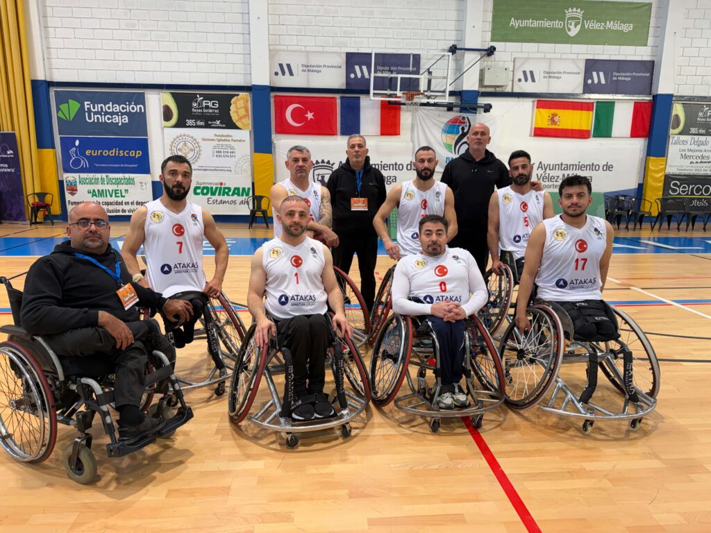 İskenderun Belediye Tekerlekle Basketbol Takımı İspan’ya Temsilcisini Yendi