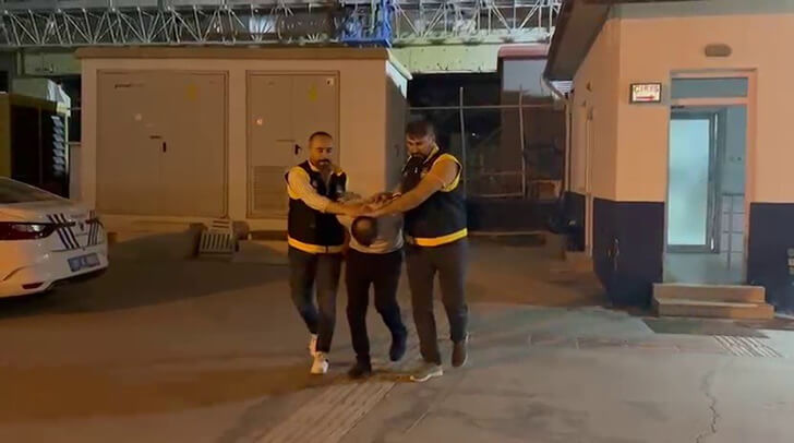 Suç makinesi başkasının kimliğiyle yaşarken yakayı ele verdi!