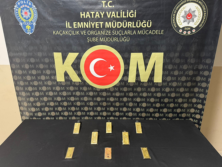 Hatay’da Motosikletten 8 Kilo Kaçak Altın Çıktı