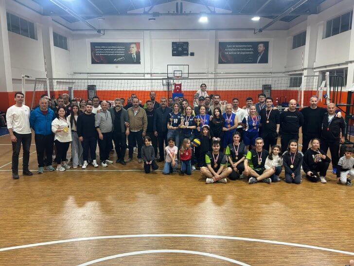 Kurum Çalışanları İskenderun Belediyesi Turnuvasında Final Heyecanı Yaşadı