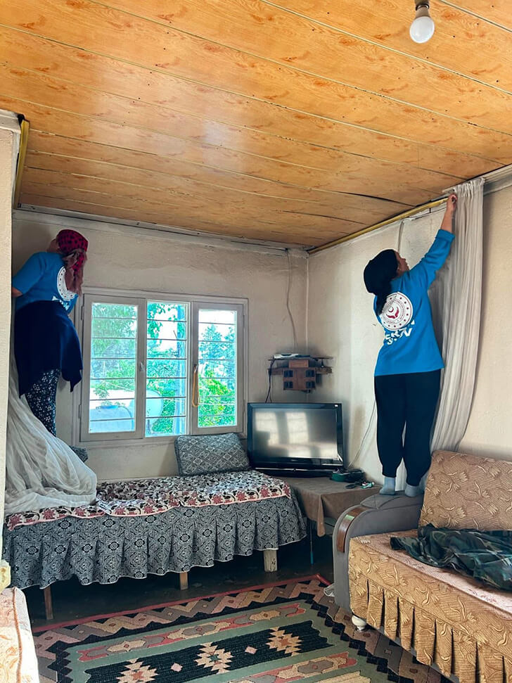 Erzin’de yaşlı ve engellilere vefa desteği!