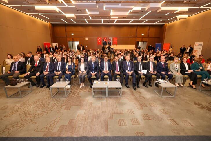 “Yeniden İnşa: Dayanışmadan Kalkınmaya”