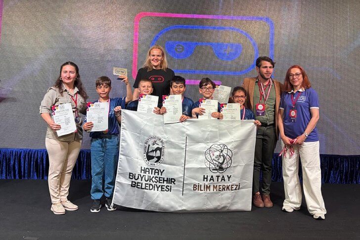 Hbb’den Uluslararası Robot Olimpiyatlarında Büyük Başarı