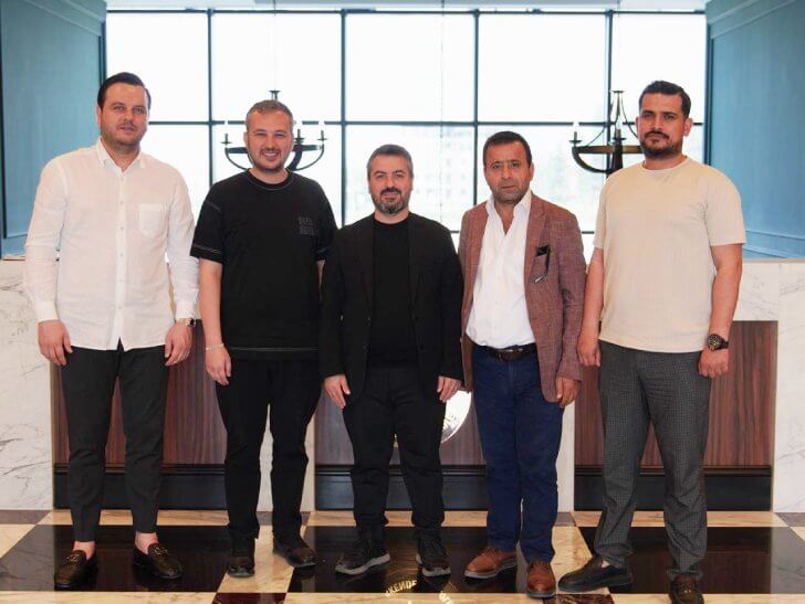 İçmimarlar Odası Adana Şube Başkanı Mustafa Bayık ve Hatay Şube Başkanı Çağrı Aytaş’tan TED İskenderun Koleji’ne teşekkür ziyareti