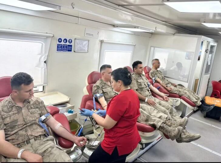 Hatay Jandarmasından Kızılay’a Anlamlı Destek