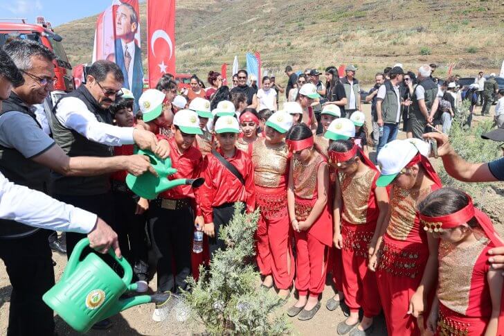 Hatay’da Fidanlar Toprakla Buluştu