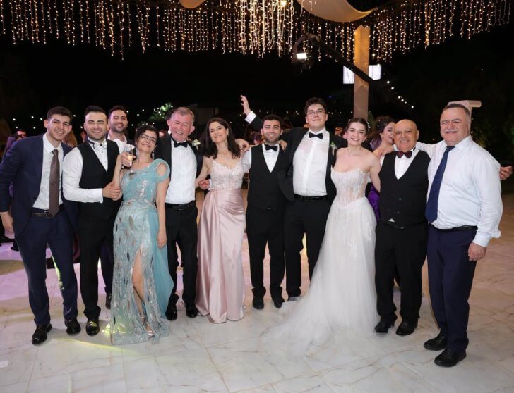 Dr. Riyat ve Dr. Selda Kırmızıoğlu Çiftinin Mutlu Günü: