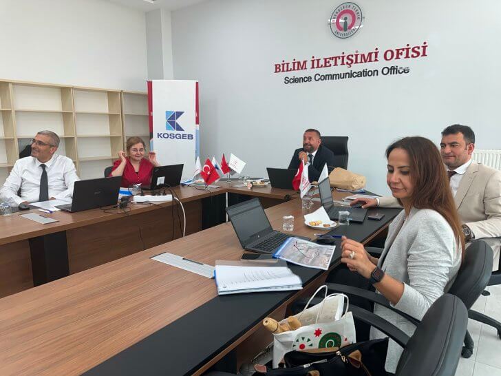 Genç Girişimciler KOSGEB Desteği İçin Sunum Yaptı