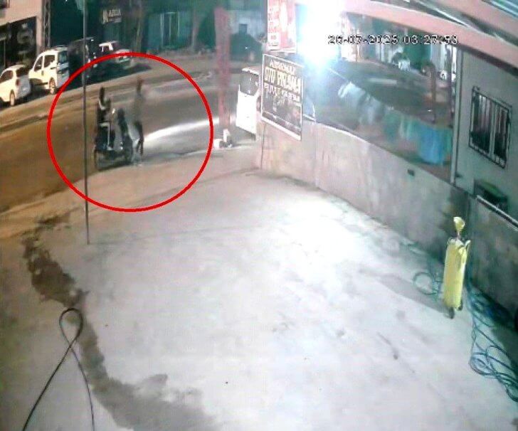 Motosikletle Gelerek Oto Yıkamayı Kurşunlayan Çete Üyelerinin Maskesi Düştü