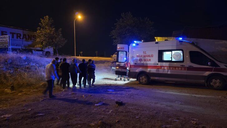 Otomobil Şarampole Yuvarlandı: 1’i Ağır 5 Yaralı