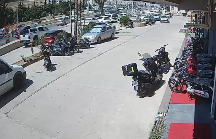 Hatay’da Karşıdan Karşıya Geçerken Canından Oldu