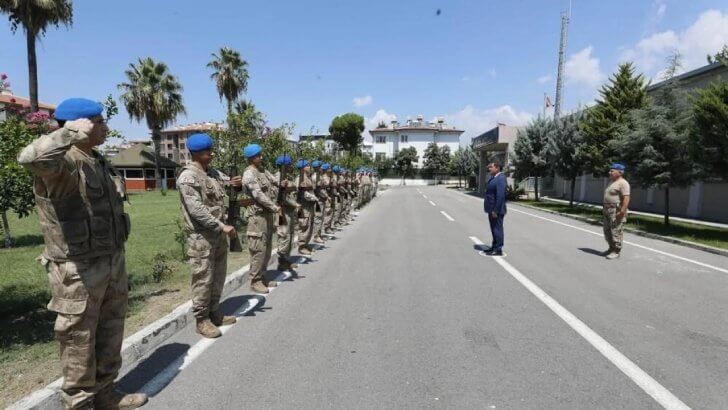 Vali Masatlı, Komandolarla Bir Araya Geldi